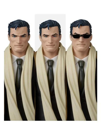 [Pre-Order] BATMAN: HUSH: Bruce Wayne - Mafex Action Figure