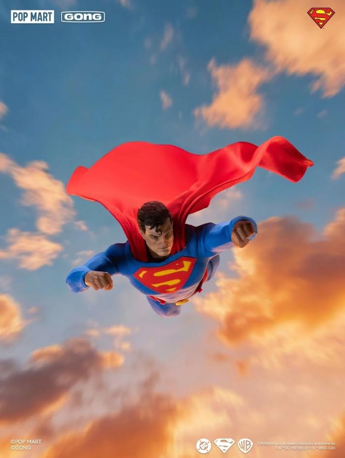 [Pre-Order] Batman Hush: Superman - 1/12 Action Figure