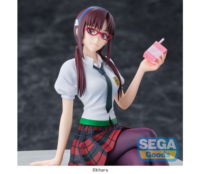 Evangelion: New Theatrical Edition - Mari Makinami - Perching Figure