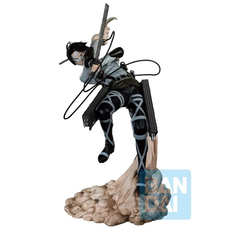 Bandai Spirits: Attack on Titan - Levi Ackerman (Rumbling) - Ichibansho Figure