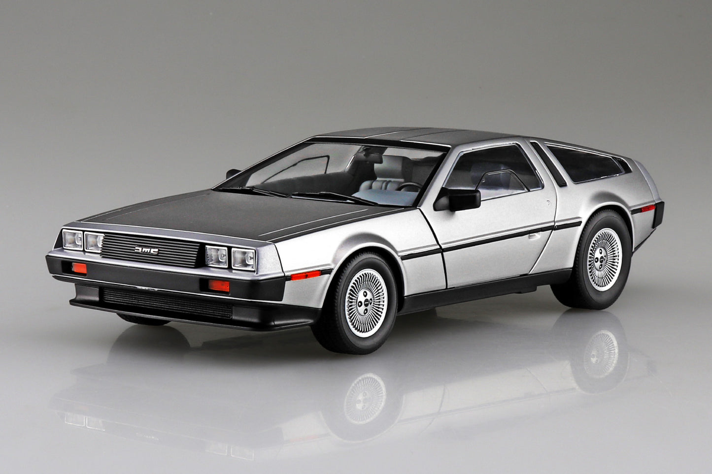 Delorean - Aoshima 1/24 Model Kit