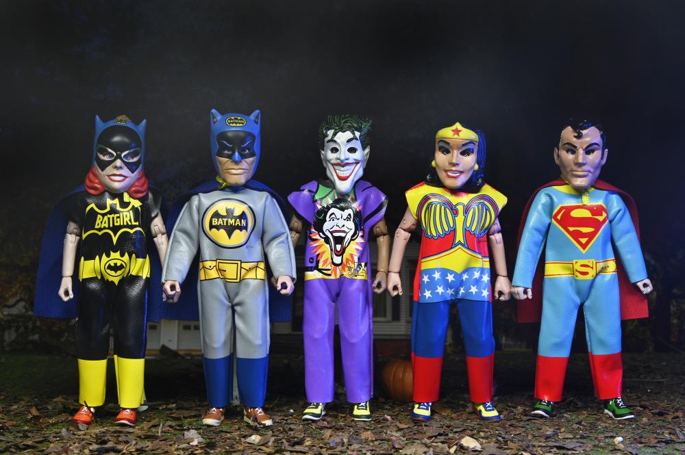 DC Comics x Ben Cooper Costume Kids Collection: Series 5 - Batgirl #21 - 6 in Action Figure