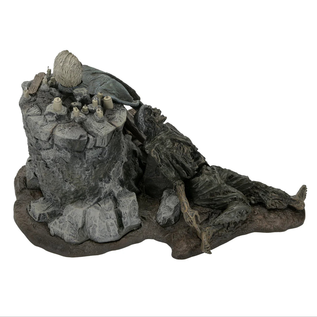 [Pre-Order] Friday the 13th: The Game - Pamela Voorhees - Shrine Diorama - Videguy Collectibles