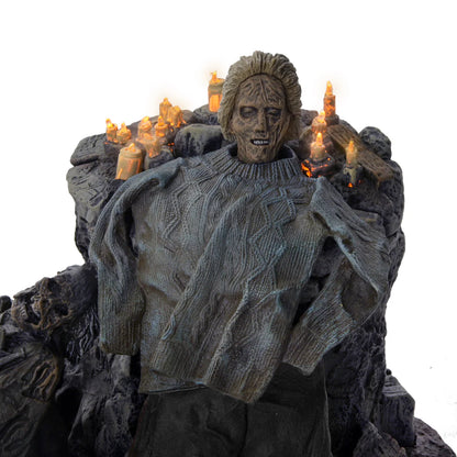 [Pre-Order] Friday the 13th: The Game - Pamela Voorhees - Shrine Diorama - Videguy Collectibles