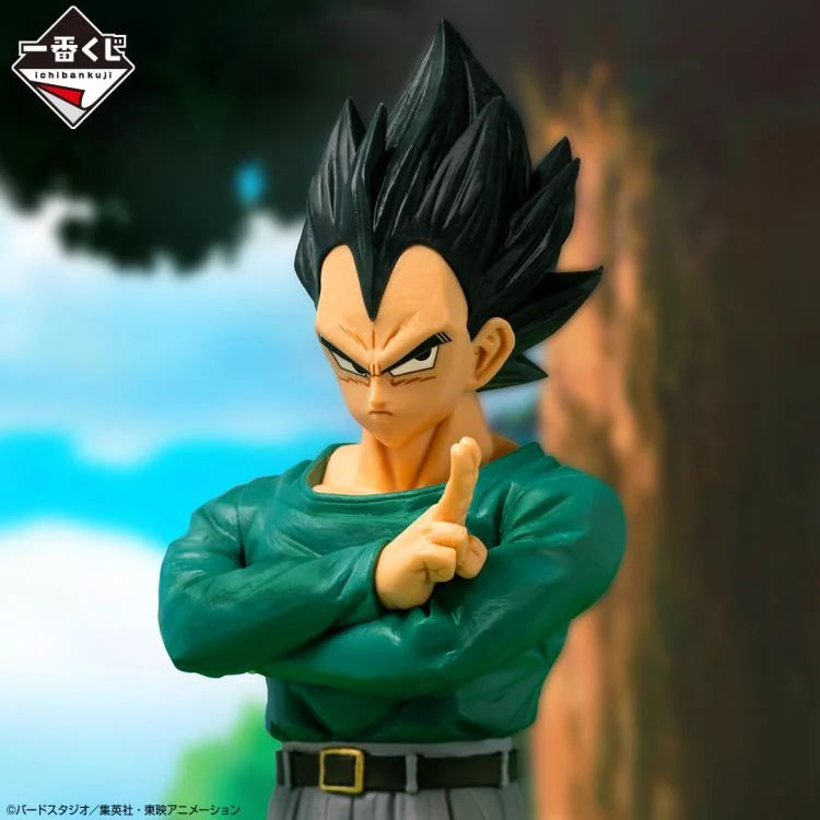 Dragon Ball Z Ichibansho Masterlise Vegeta (Future) (Dueling to the Future) Figure