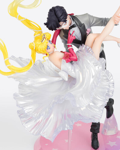 Sailor Moon: Usagi & Tuxedo Mask [Moonlight Glow Edition] - FiguartsZero Chouette