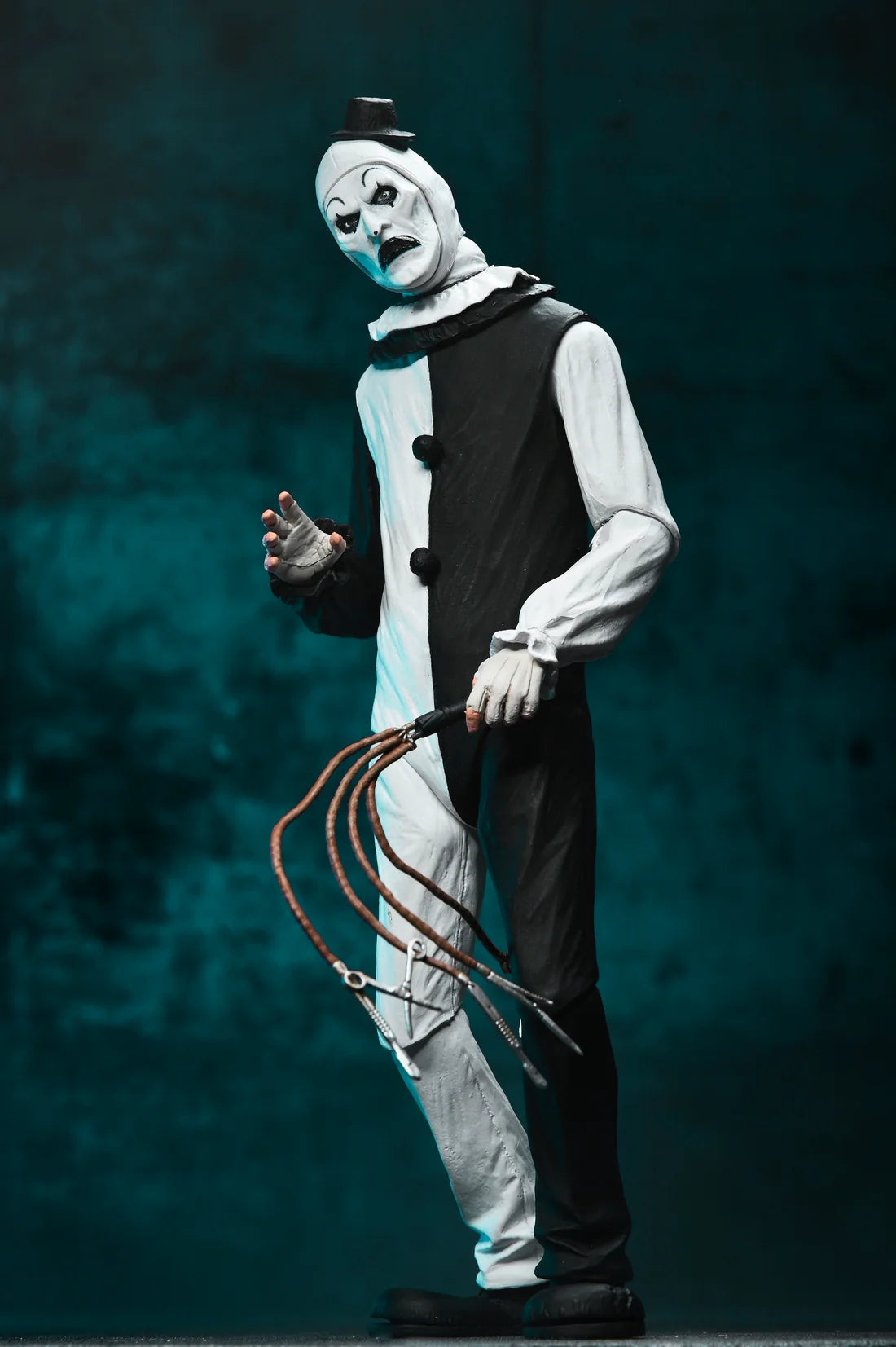 Terrifier: Ultimate Art the Clown - 7'' Scale Action Figure - Videguy Collectibles