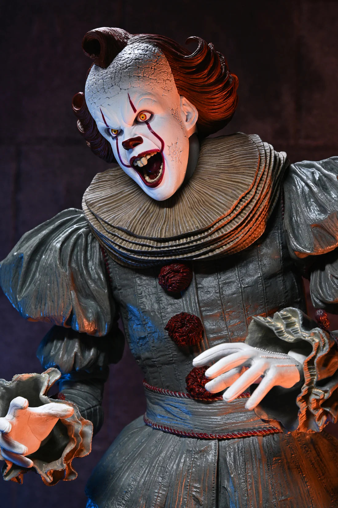 [Pre-Order] It: Welcome to Derry - Pennywise - 1/4 Scale Action Figure - Videguy Collectibles