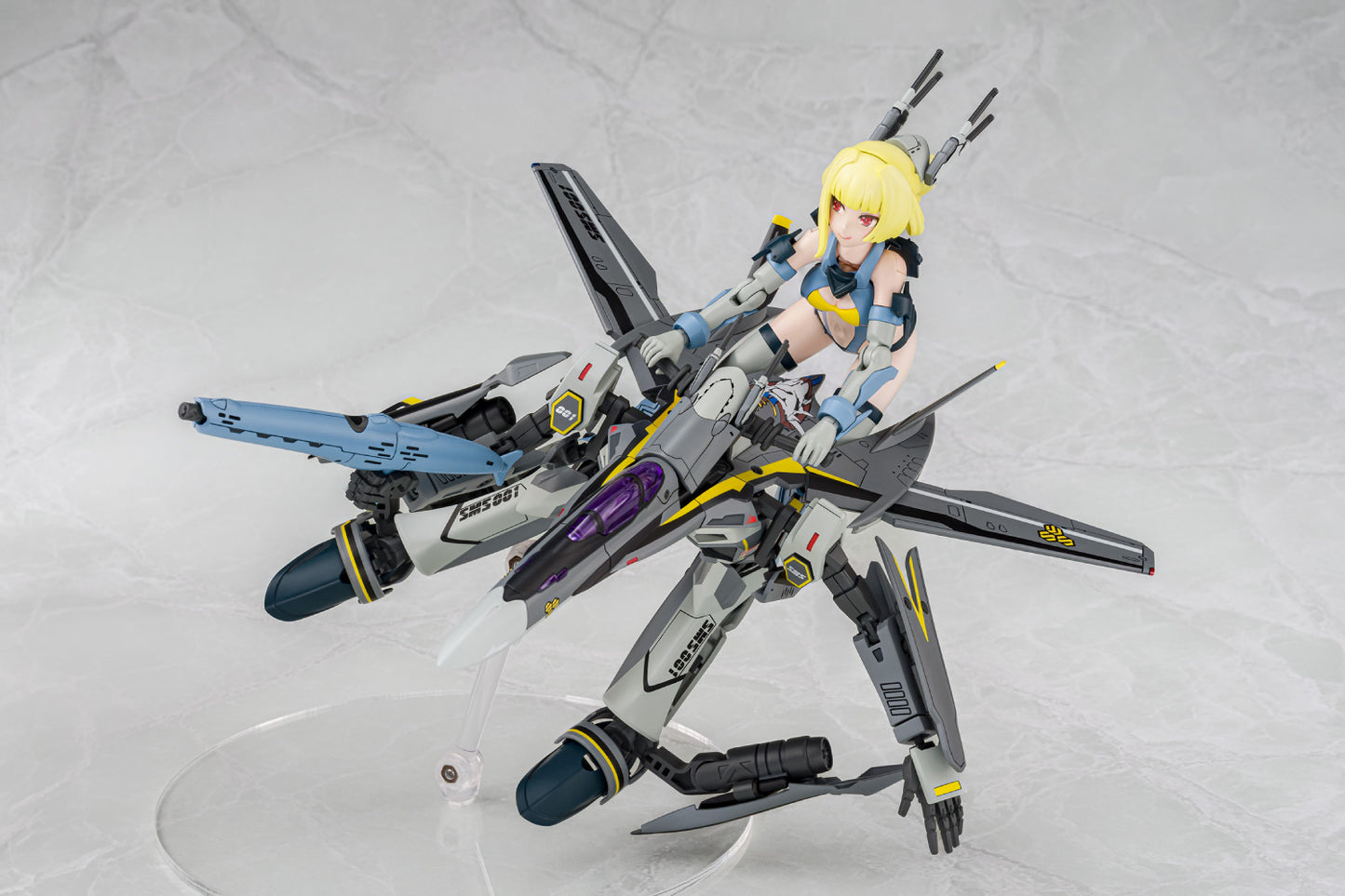 Macross Frontier: VF-25S Super Messiah - Variable Fighter Girls (V.F.G) Model Kit