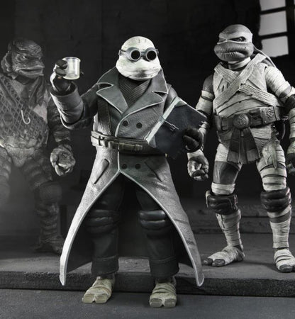 Teenage Mutant Ninja Turtles x Universal Monsters (Black & White) - Action Figure (4 Pack)