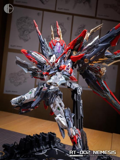 Infinite Dimension: Advanced Strategic Revenge Titan RT-002 Nemesis - 1/100 Scale Model Kit