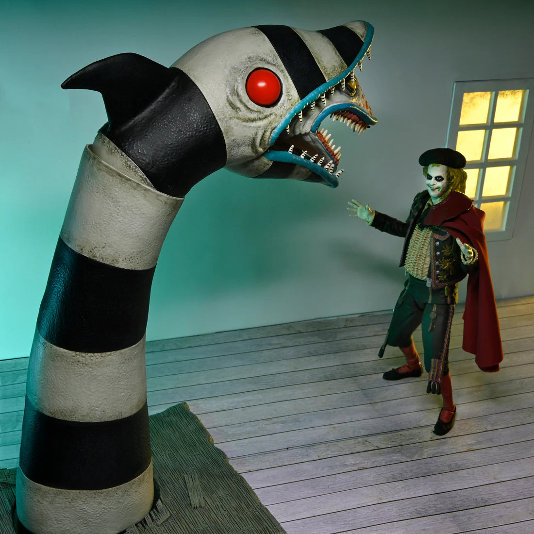 Beetlejuice: Matador Beetlejuice and Sandworm 2 Pack - Ultimate 7" Action Figure