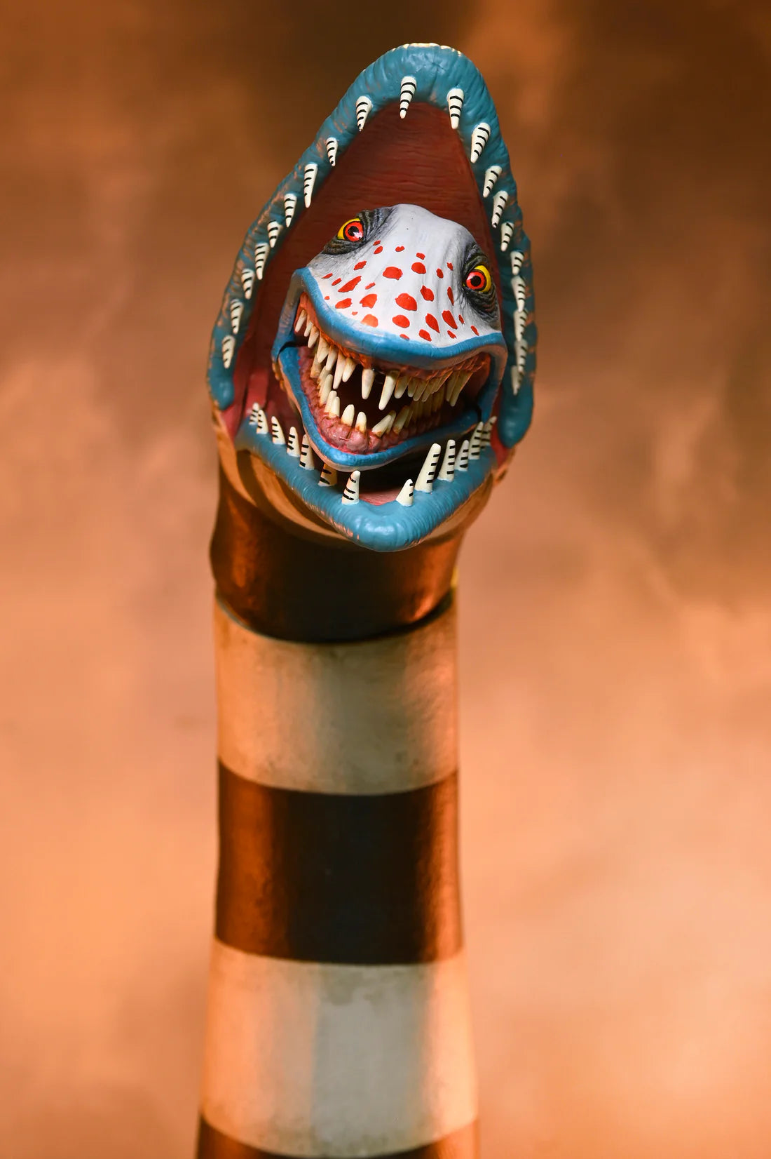 Beetlejuice: Matador Beetlejuice and Sandworm 2 Pack - Ultimate 7" Action Figure