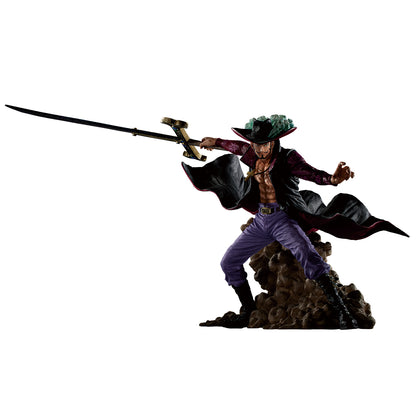 (PRE-ORDER) Bandai Spirits: One Piece - Dracule Mihawk (Genealogy of Swordsman's Soul) - Ichibansho Figure