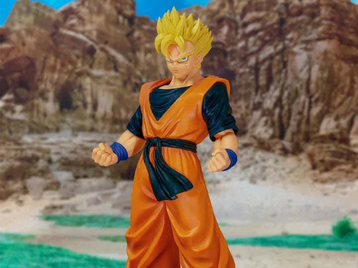 Dragon Ball Z Ichibansho Masterlise Gohan (Future) (Dueling to the Future) Figure