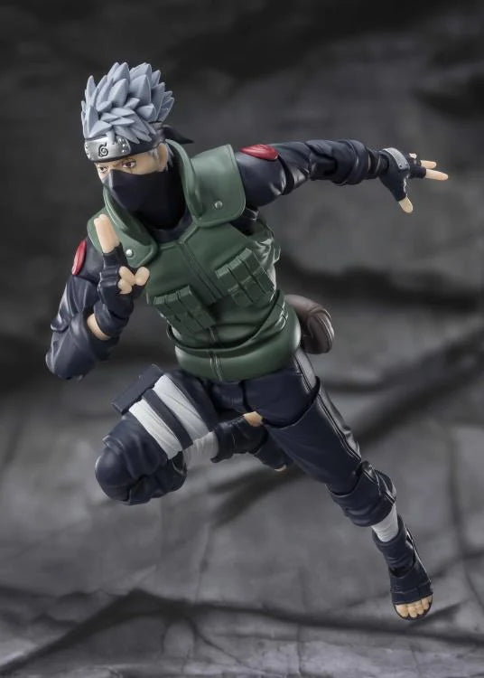 S.H. Figuarts - Naruto Shippuden - Kakashi Hatake (Famed Sharingan Hero)