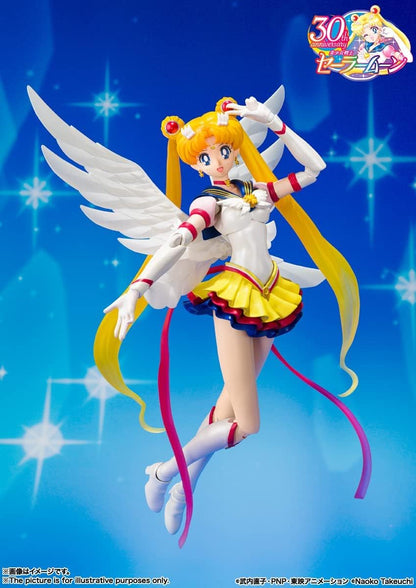 S.H. Figuarts - Sailor Moon - Eternal Sailor Moon
