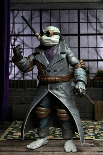 NECA: Universal Monsters x Teenage Mutant Ninja Turtles - Ultimate Donatello as The Invisible Man