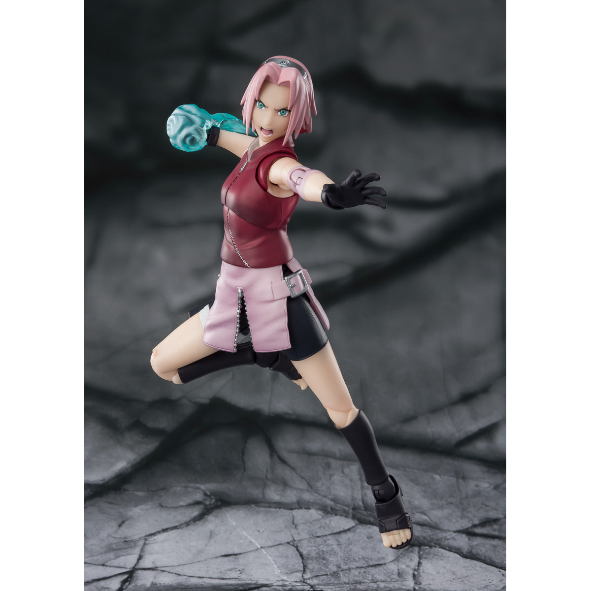 S.H. Figuarts - Naruto Shippuden - Sakura Haruno (Inheritor of Tsunade’s indomitable will)