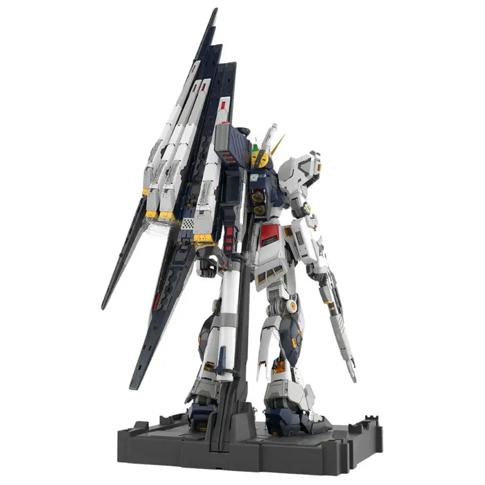Mobile Suit Gundam: Char's Counterattack - Nu Gundam - PG Unleashed 1/60 Scale Model Kit