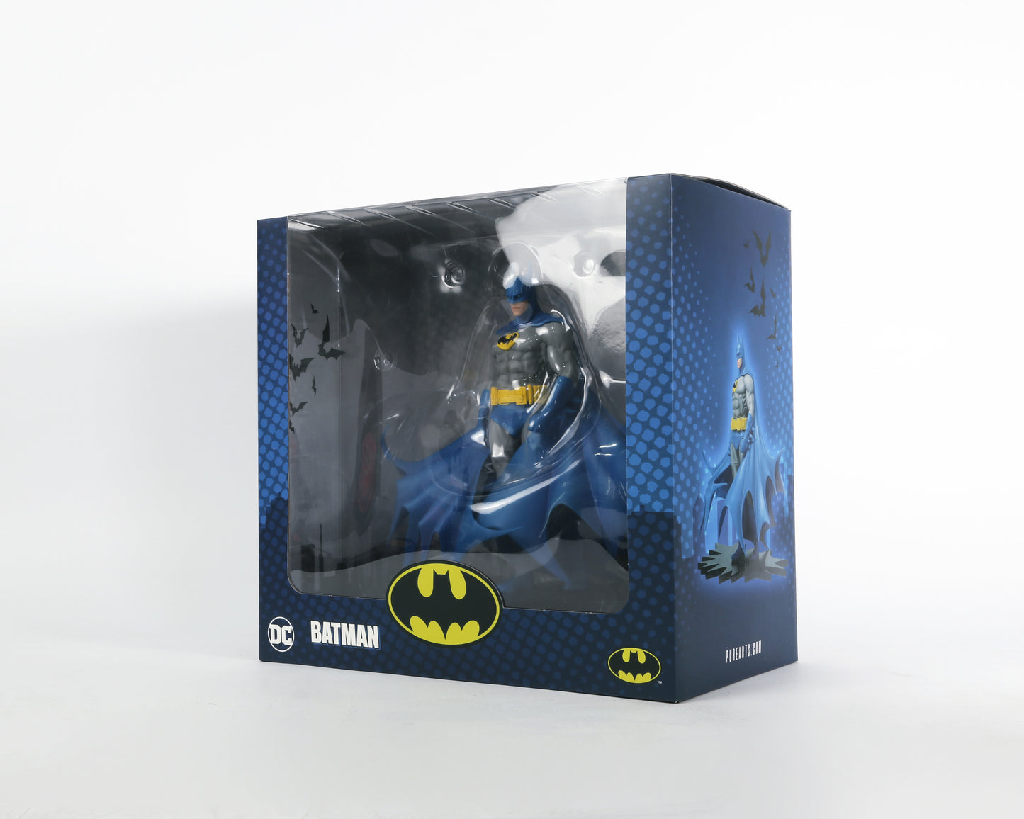 DC Heroes: Batman (Classic Ver.) - 1/8 Scale PVC Statue (PREVIEWS Exclusive)
