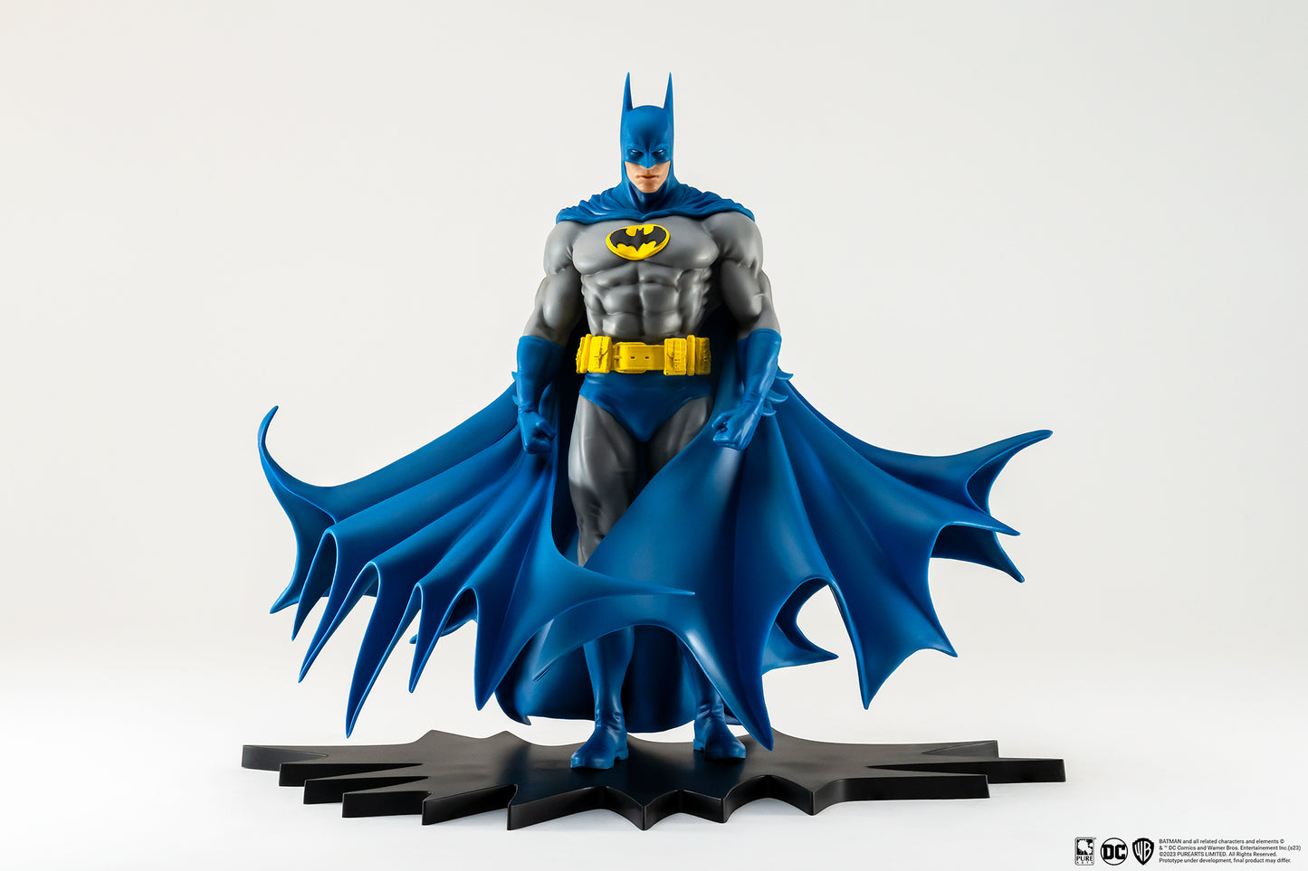 DC Heroes: Batman (Classic Ver.) - 1/8 Scale PVC Statue (PREVIEWS Exclusive)