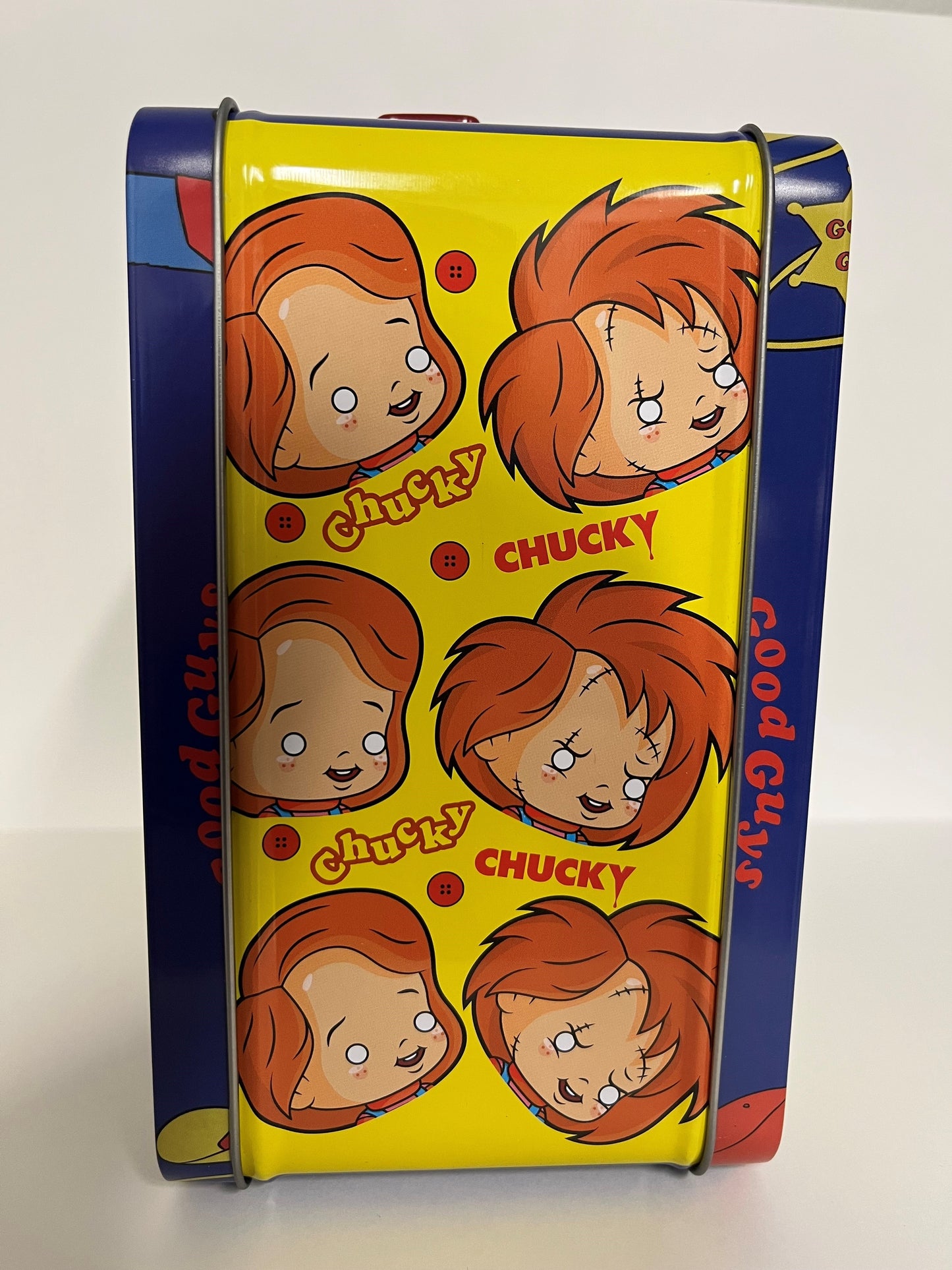 Chucky - Tin Titans Lunch Box with Beverage Container (Previews Exclusive)