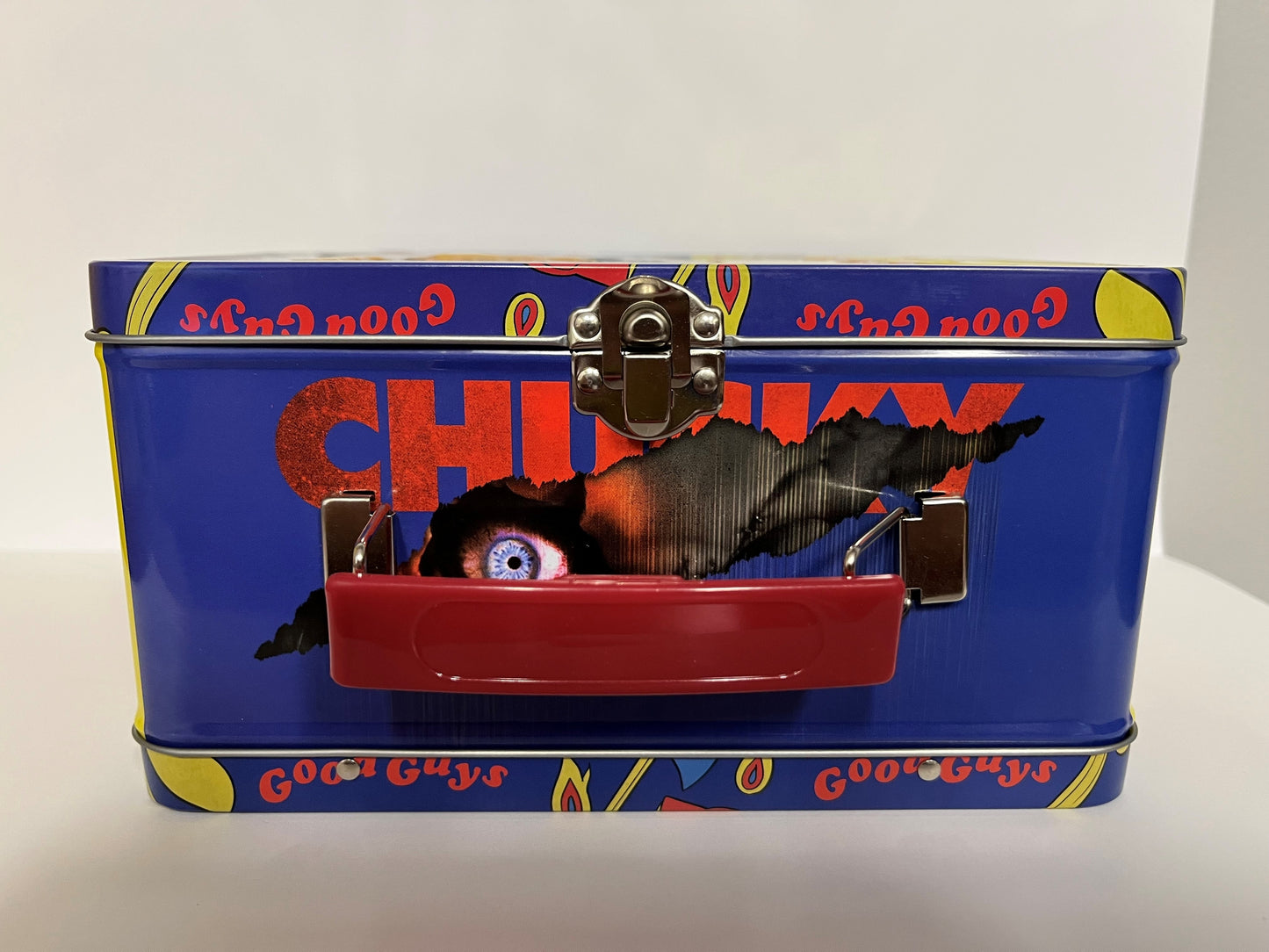 Chucky - Tin Titans Lunch Box with Beverage Container (Previews Exclusive)