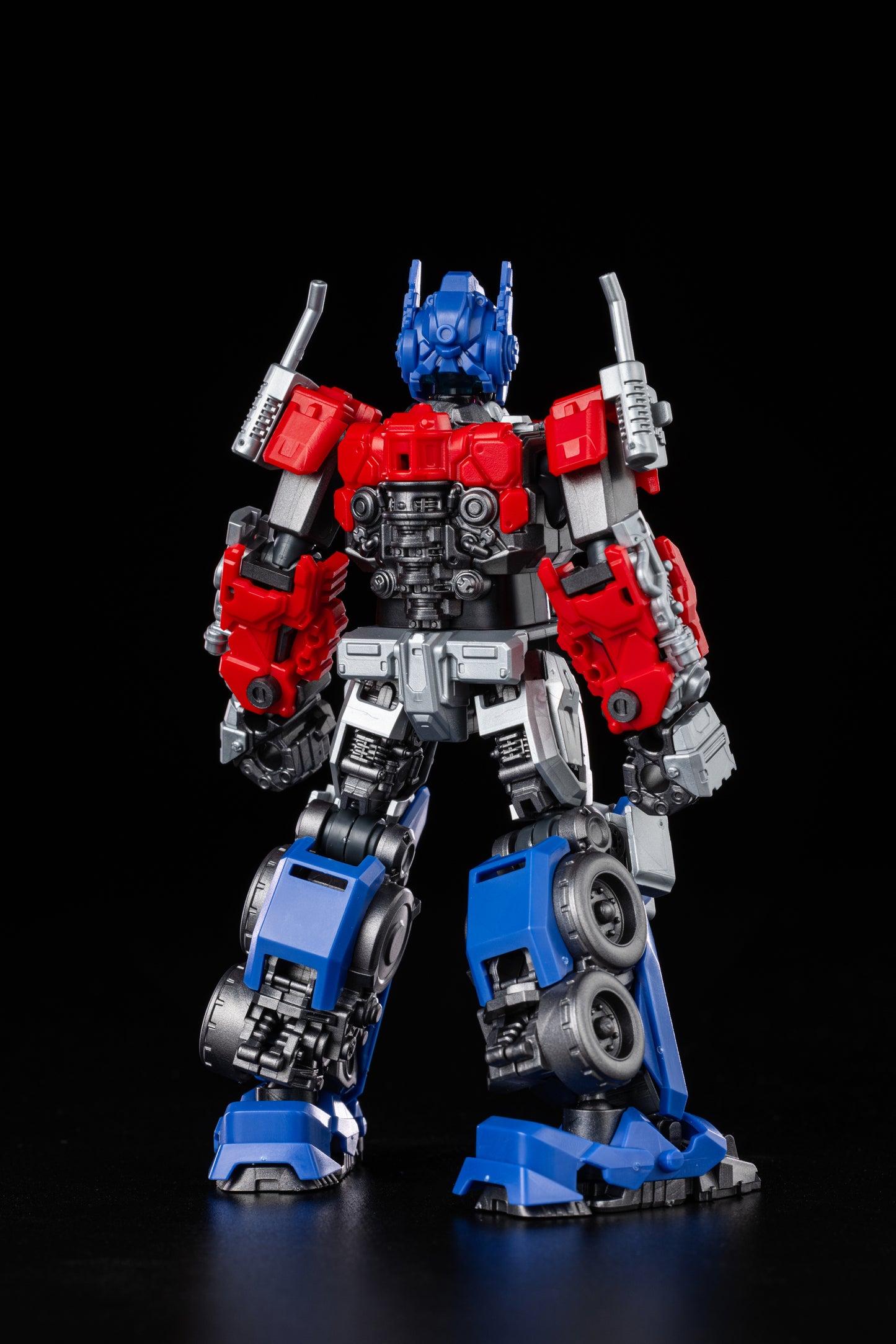 Transformers Classic Class 01: Rise of the Beasts - Optimus Prime - Blokees
