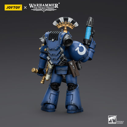 [Pre-Order] JoyToy Warhammer 40K Ultramarines: MKVI Sergeant Power Sword - 1/18 Action Figure