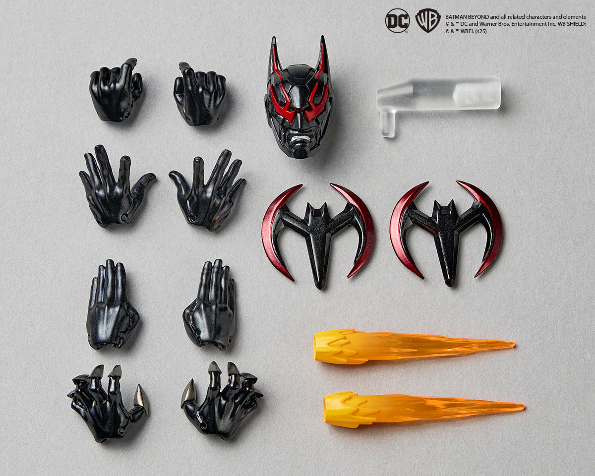 [Pre-Order] Batman Beyond: Revoltech Amazing Yamaguchi Batman - Action Figure