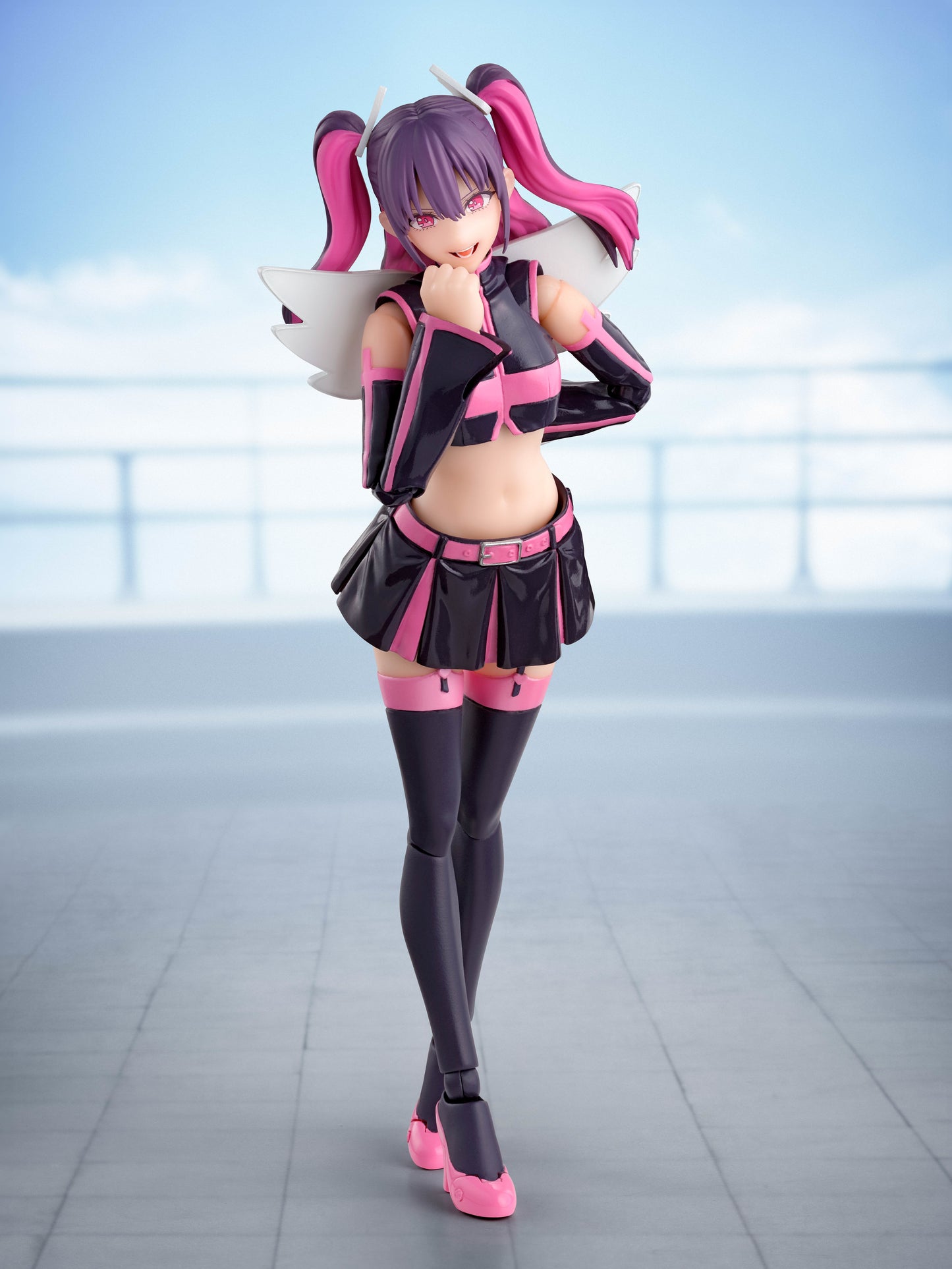 2.5 Dimensional Seduction: Miriella (Angel Airborne Corps)/Mikari - S.H.Figuarts