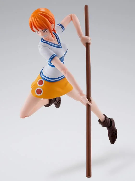 S.H. Figuarts: One Piece - Nami - Romance Dawn