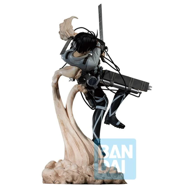 Bandai Spirits: Attack on Titan - Levi Ackerman (Rumbling) - Ichibansho Figure