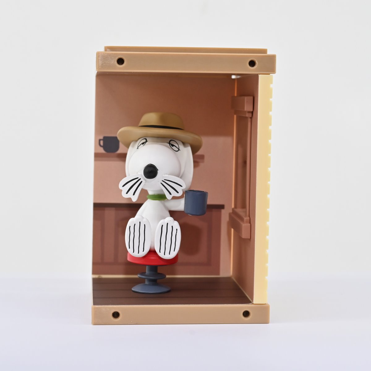 Peanuts: Snoopy Hero Box Home Sweet Home - Blind Box