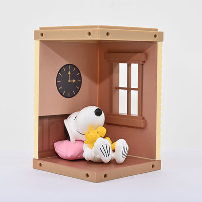 Peanuts: Snoopy Hero Box Home Sweet Home - Blind Box