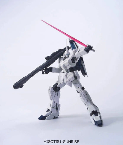 RX-0 Unicorn Gundam: Unicorn Mode - 1/144 HGUC