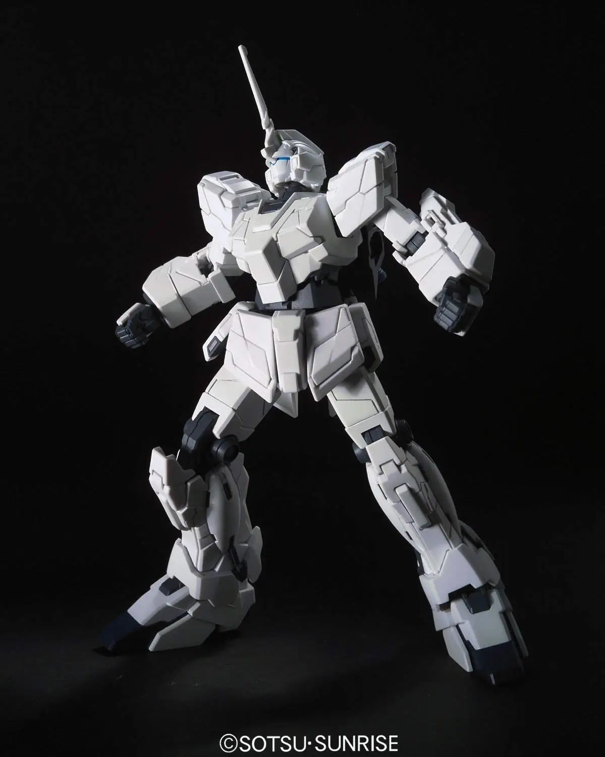 RX-0 Unicorn Gundam: Unicorn Mode - 1/144 HGUC