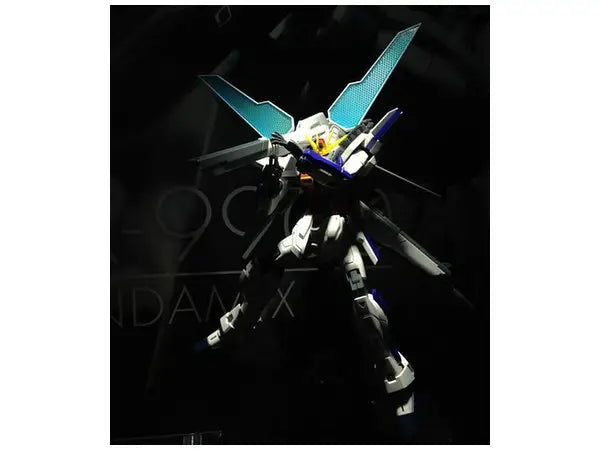Gundam X - MG 1/100 Scale Model Kit