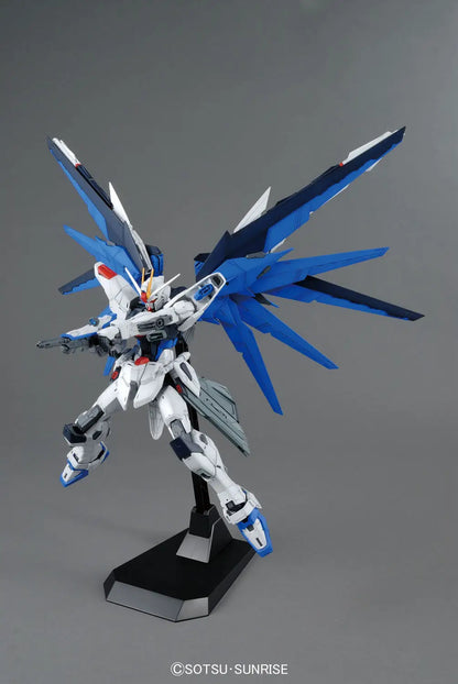 [Arriving Soon] Gundam SEED: Freedom Gundam (Ver. 2.0) - MG 1/100 Scale Model Kit - Videguy Collectibles