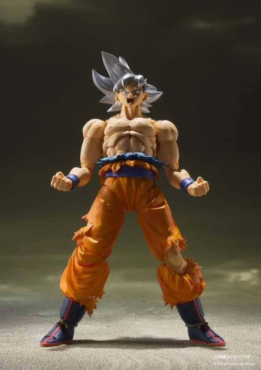 S.H. Figuarts: Dragon Ball Super: Son Goku - Ultra Instinct