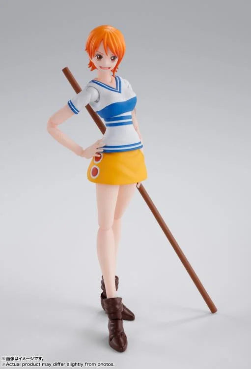 S.H. Figuarts: One Piece - Nami - Romance Dawn