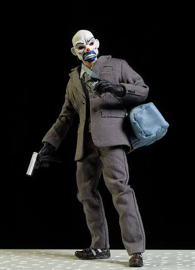 The Dark Knight: The Joker (Bank Robber Version) Figure