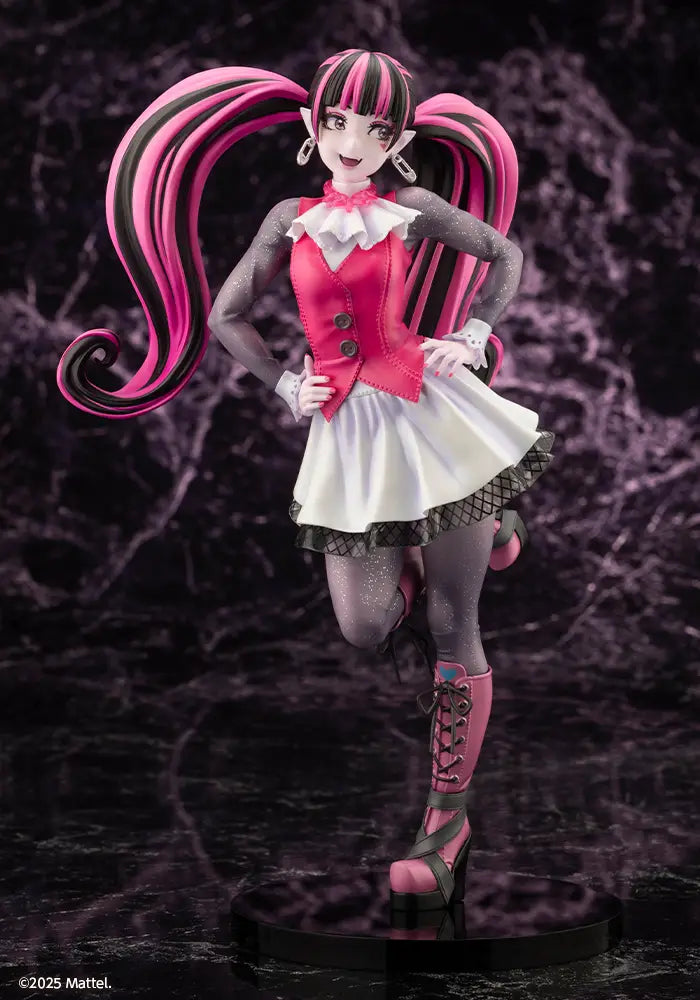 Monster High: Draculaura - 1/7 Scale Bishoujo Statue