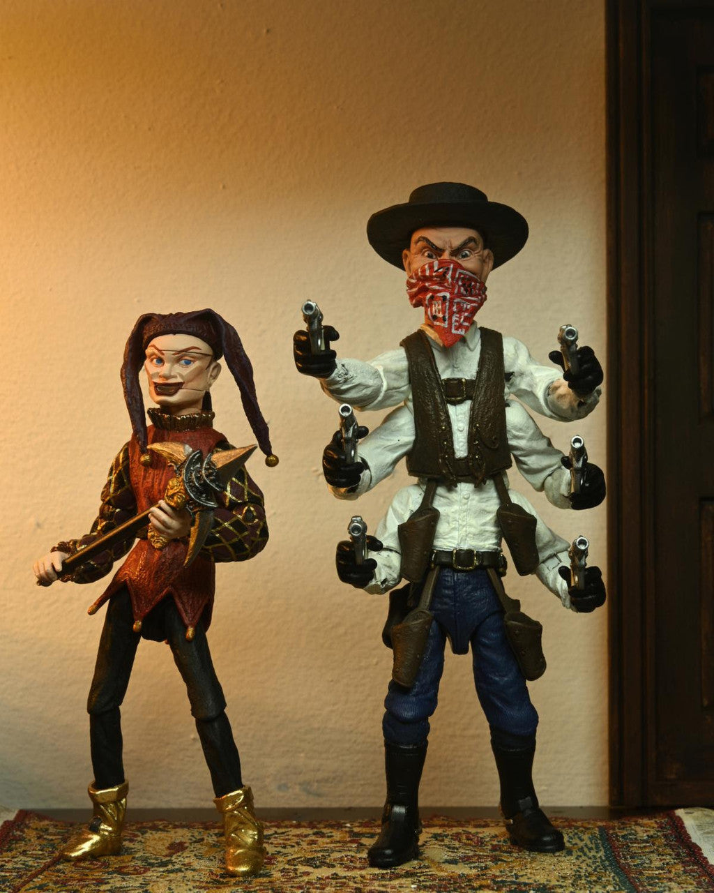 Puppet Master: Ultimate Six Shooter & Jester 2 Pack - 7 inch Scale Action  Figure