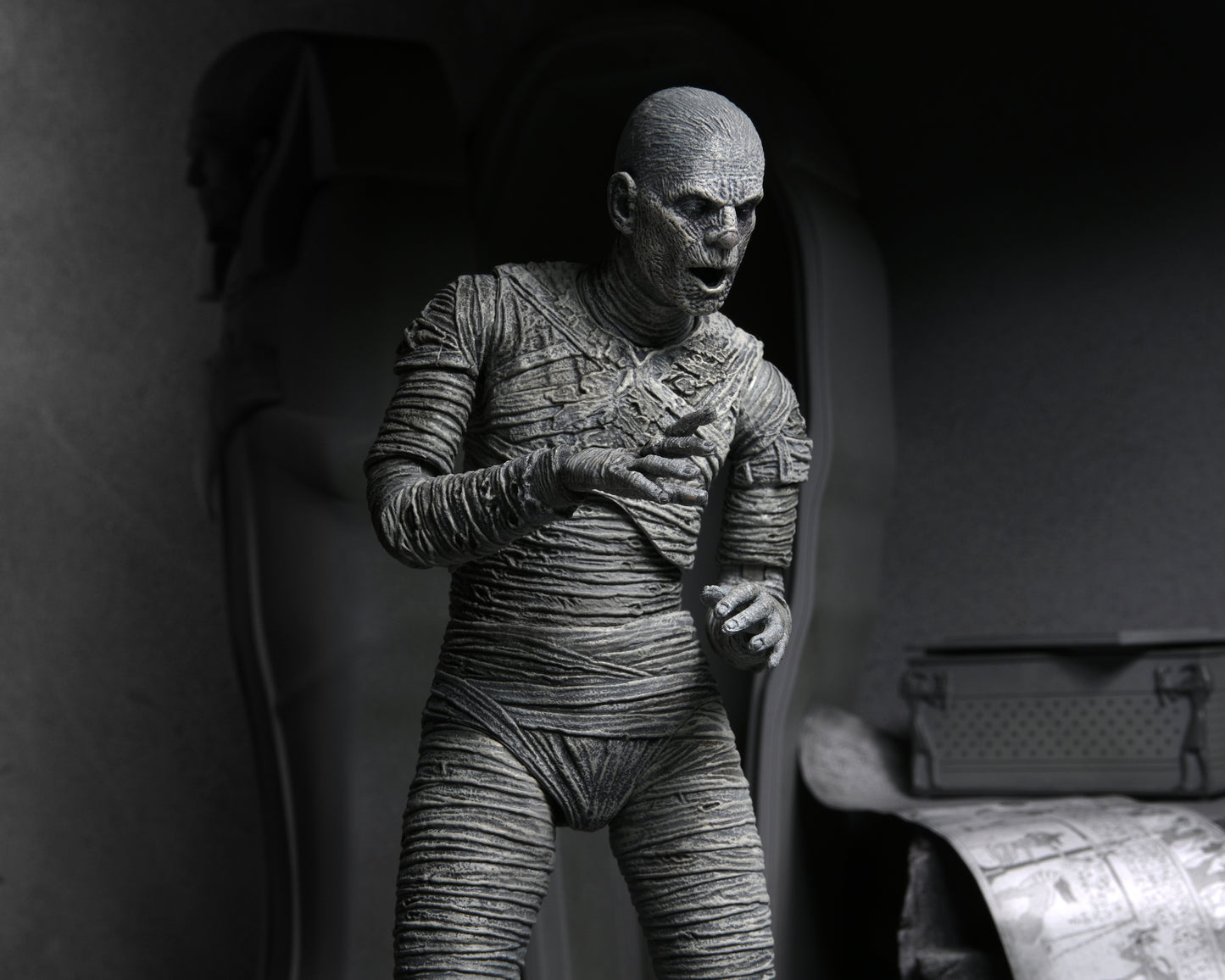 Universal Monsters: Ultimate Mummy (Black and White) - 7” Scale Action Figure