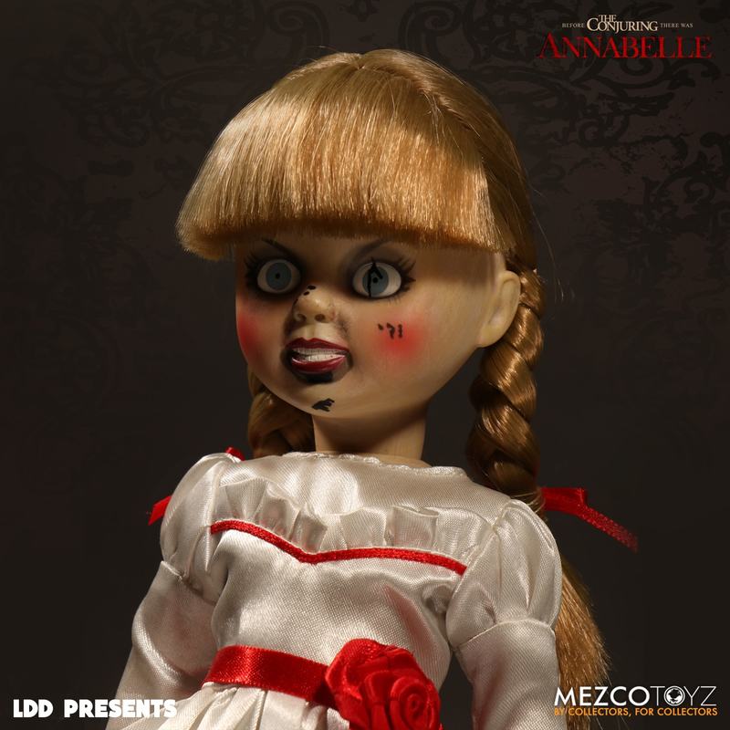 The Conjuring Universe: Annabelle - Living Dead Dolls