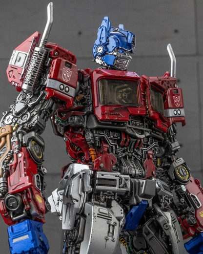 Transformers - Bumblebee: The Movie - Optimus Prime (Earth Mode) - AMK Pro Series Model Kit