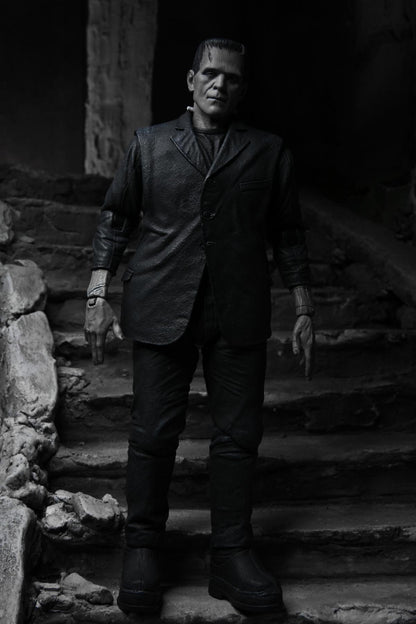 Universal Monsters: Ultimate Frankenstein's Monster (Black & White) - 7" Scale Action Figure