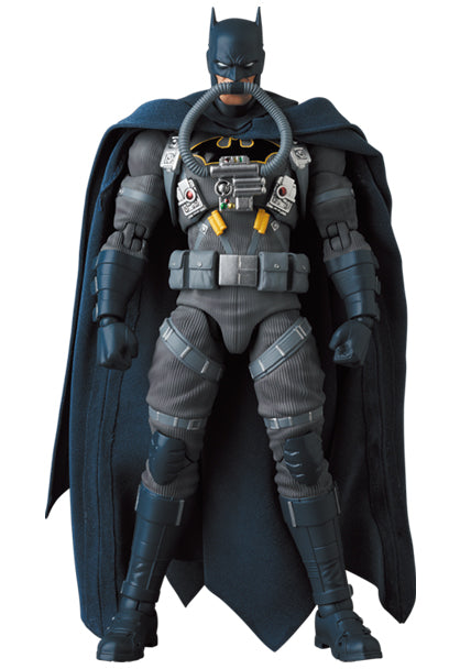 DC Comics Batman - Stealth Jumper Batman (Hush Version) - Mafex Action Figure